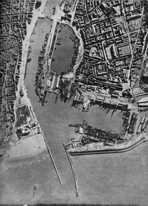 Invasionsboote im Hafen von Boulogne, Frankreich, 1940-1943 von Unbekannt