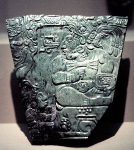 Jadeplakette mit einem sitzenden Maya-König von Unbekannt