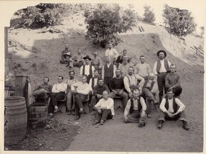 La Grange Mine Crew, Kalifornien, 1900er von Unbekannt