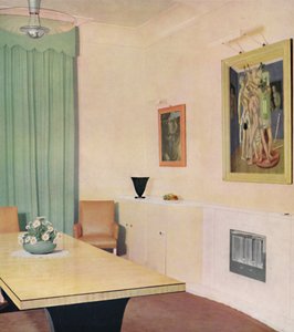 Londoner Speisesaal mit Gemälde von Chirico