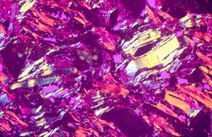 Mineralien, Nichteisenmetalle, LM Magnesia-Feuerfest von Unbekannt