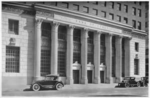 Haupteingang zur Bank von Italien, Los Angeles, Kalifornien, 1924 von Unbekannt