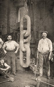 Herstellung der Ankerkette der Titanic bei Hingley & Sons, ca. 1909