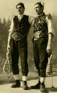Männer in traditioneller Kleidung, Mühlviertel, Oberösterreich, um 1935 von Unbekannt