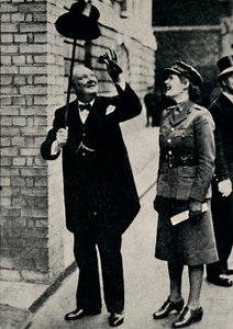 Mr. Churchill in fröhlicher Stimmung, 1940er Jahre, 1945 von Unbekannt