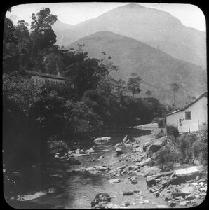In der Nähe von Petrópolis, Rio de Janeiro, Brasilien, späte 19. oder frühe 20. Jahrhundert