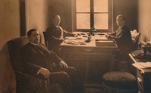 Büro des Konsulats an der kubanischen Botschaft in Brüssel, Belgien, 1927 von Unbekannt