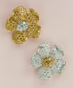 Paar Blumenbroschen (Diamant)