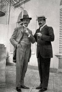 Paul Hervieu und Marcel Prevost, französische Autoren und Dramatiker, 1905 von Unbekannt