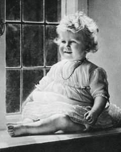 Prinzessin Elizabeth in St Pauls Walden Bury, 1927, 1937