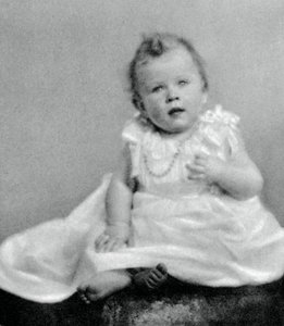 Prinzessin Elizabeth im Jahr 1926, als sie ein paar Monate alt war, 1937