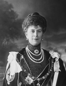Königin Mary, Gemahlin von König Georg V. des Vereinigten Königreichs, um 1910er Jahre von Unbekannt
