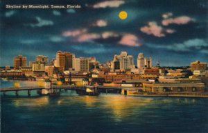 Skyline im Mondlicht, Tampa, Florida, ca. 1940er Jahre von Unbekannt