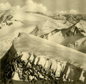Schneebedeckte Berge, Bad Hofgastein, Österreich, um 1935 von Unbekannt
