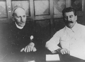 Sowjetführer Josef Stalin mit dem französischen Schriftsteller Romain Rolland, Moskau, UdSSR, 28. Juni 1935 von Unbekannt