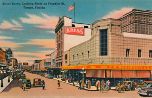 Straßenszene, Blick nach Norden auf die Franklin St., Tampa, Florida, ca. 1940er Jahre von Unbekannt