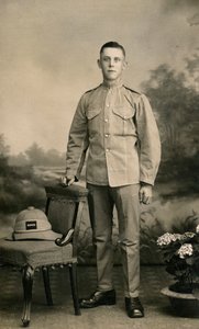 Studio-Porträt eines Soldaten der C-Kompanie, 2. Bataillon des Königsregiments, Irak