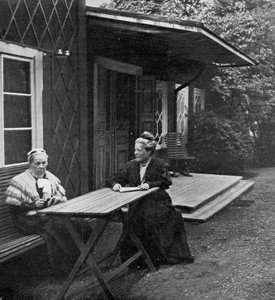 Schwedische Autorin Selma Lagerlöf und ihre Mutter Louise, 1909