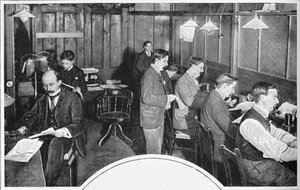 Band- und Telegrafenzimmer der Zeitung Daily Express, London, ca. 1900