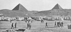 Die australischen Truppen in Ägypten lagern in der Nähe der Pyramiden, 1914 von Unbekannt