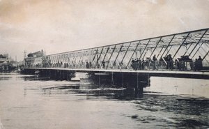 Die Borodinsky-Brücke während der Flut im April 1908, Moskau, Russland