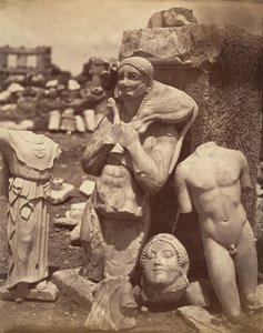 Der Kälberträger und der Kritios-Knabe kurz nach der Ausgrabung auf der Akropolis, Tanz..., ca. 1865 von Unbekannt