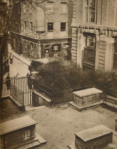 Die Coopers Arms vom Kirchhof von St. Olaves, Silver Street