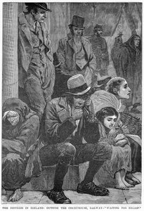 Die Not in Irland: Vor dem Gerichtsgebäude, Galway - Warten auf Hilfe, 19. Jahrhundert