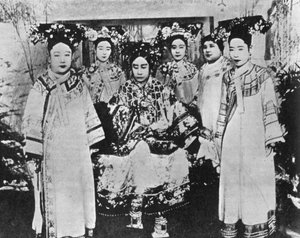 Die Kaiserinwitwe von China, 1904 von Unbekannt