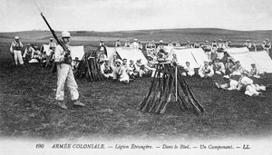 Die Französische Fremdenlegion in ihrem Lager, ca. 1910 von Unbekannt