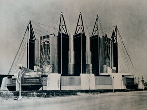 Das Reise- und Transportgebäude, 1932-1933 von Unbekannt