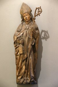 Das Victoria und Albert Museum. Bischofheiliger. Deutschland. Um 1470-80. Lindenholz mit Farbresten. Vereinigtes Königreich von Unbekannt