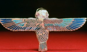Die Rückseite eines goldenen geflügelten Ba-Amuletts, Ptolemäische Zeit, Ägypten, 4.-1. Jahrhundert v. Chr. von Unbekannt