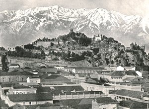 Der Hügel von Santa Lucia mit den Anden im Hintergrund, Santiago, Chile, 1895 von Unbekannt