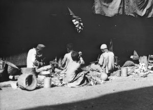 Zinnarbeiter, Kairo, Ägypten, späte 19. oder frühe 20. Jahrhundert von Unbekannt