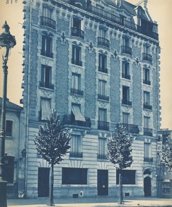 Fassade eines Stadthauses, um 1900