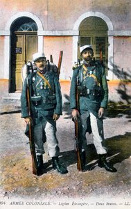 Zwei Fremdenlegionäre, 20. Jahrhundert
