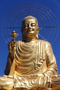 Van Hanh Zen-buddhistisches Kloster, Goldene Buddha-Statue, Dalat, Vietnam