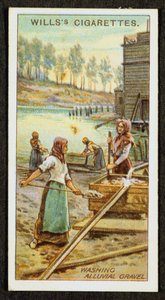 Frauen waschen das Edelmetall Platin aus alluvialen Kiesen, Ural, Russland, 1916