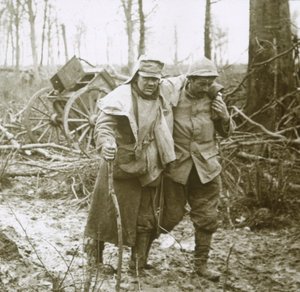 Verwundeter Soldat, Verdun, Nordfrankreich von Unbekannt