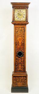 Georgische Standuhr mit Marketeriegehäuse, 18. Jahrhundert