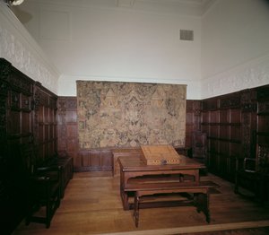 Verkleideter Ausstellungsraum im Victoria and Albert Museum von Unbekannt Unbekannt