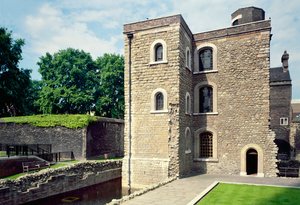 Der Juwelenturm oder die Königliche Privatgarderobe