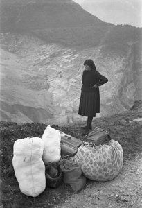 Eine Frau erzählt die Tragödie, Longarone, Vajont, 9. Oktober 1953: Taschen und Gepäck