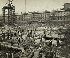 Bau der neuen Regierungsbüros, Great George Street, Westminster, London, 24. September 1902, UK (s/w Foto) von Unbekannter Künstler