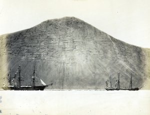 Fast vom Eisberg, unter Kap Prescott, Franklin Pierce Bay, Kanada