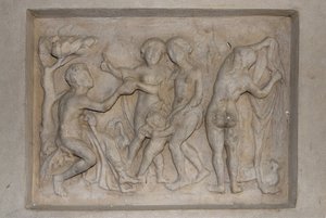 Griechische Mythologie: das Urteil des Paris. Der Hirte Paris muss die schönste der drei Göttinnen aus Aphrodite (Venus), begleitet von Amor, Hera (Juno) und Athena (Minerva) wählen. Er wählt Aphrodite, der er einen goldenen Apfel überreicht. Relief von Unbekannt
