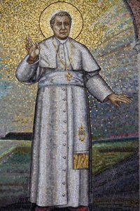 Madonna della Scala Benediktinerabtei, Noci, Apulien Mosaik darstellend Papst Pius X., Noci, Italien