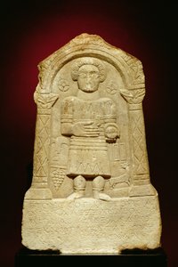 Marmorne Grabstele mit griechischer Inschrift, römisch, 3. Jahrhundert v. Chr.