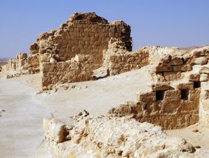 Masada ist eine antike Festung im Südbezirk Israels (Foto) von Unbekannt